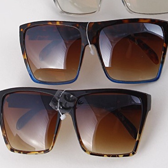 Unique Retro Square Sunshades - Picture 8 of 8